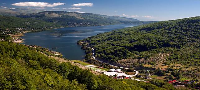 Dosya:20090714 Mavrovo panoramic summer.jpg